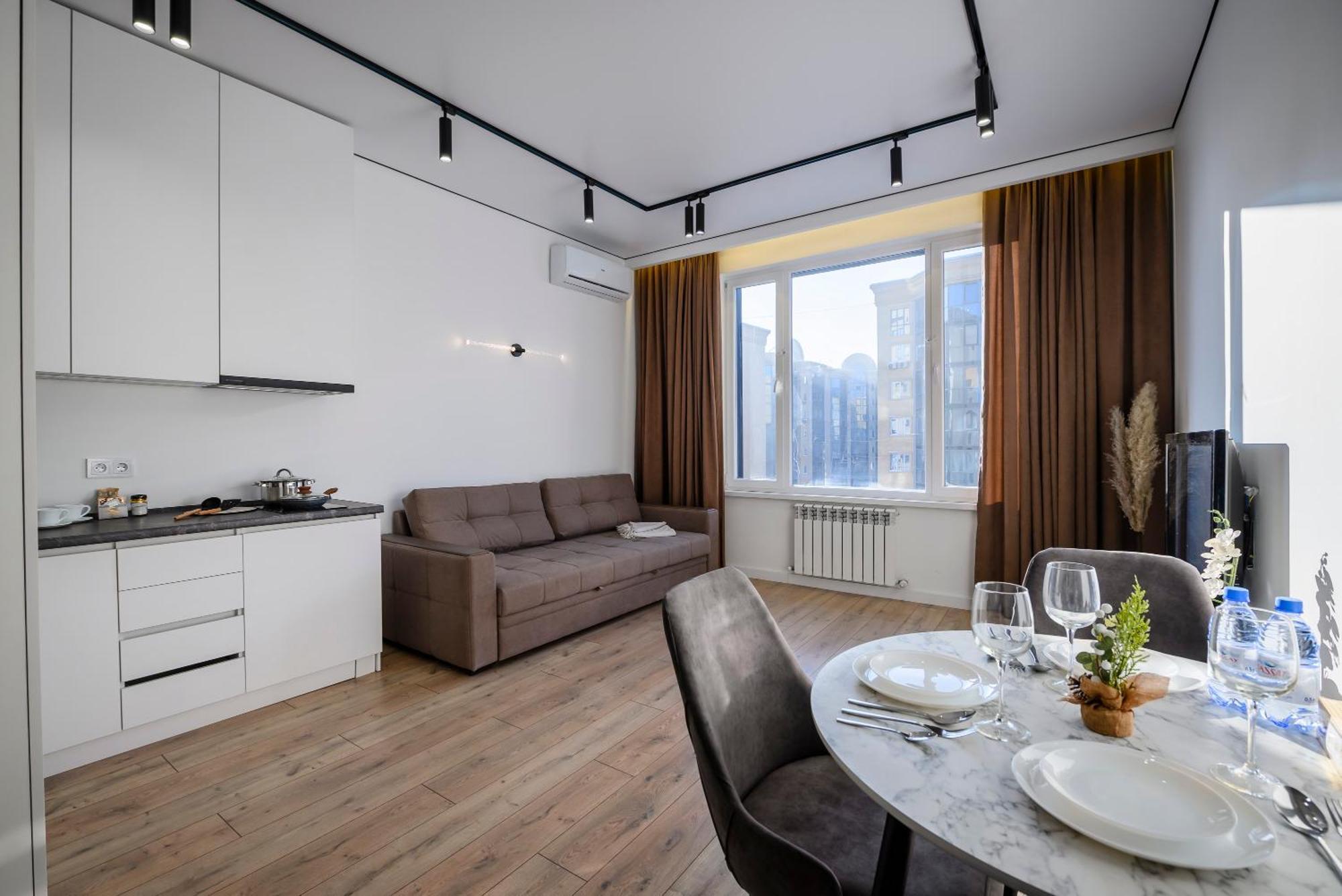 5 New Business-Class Apartments R-House Near Mega Алматы Экстерьер фото
